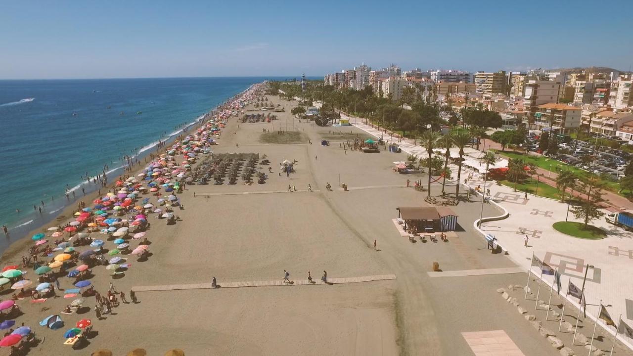 Ea! Las Arenas Family - Alojamientos La Torre Torre Del Mar Eksteriør bilde
