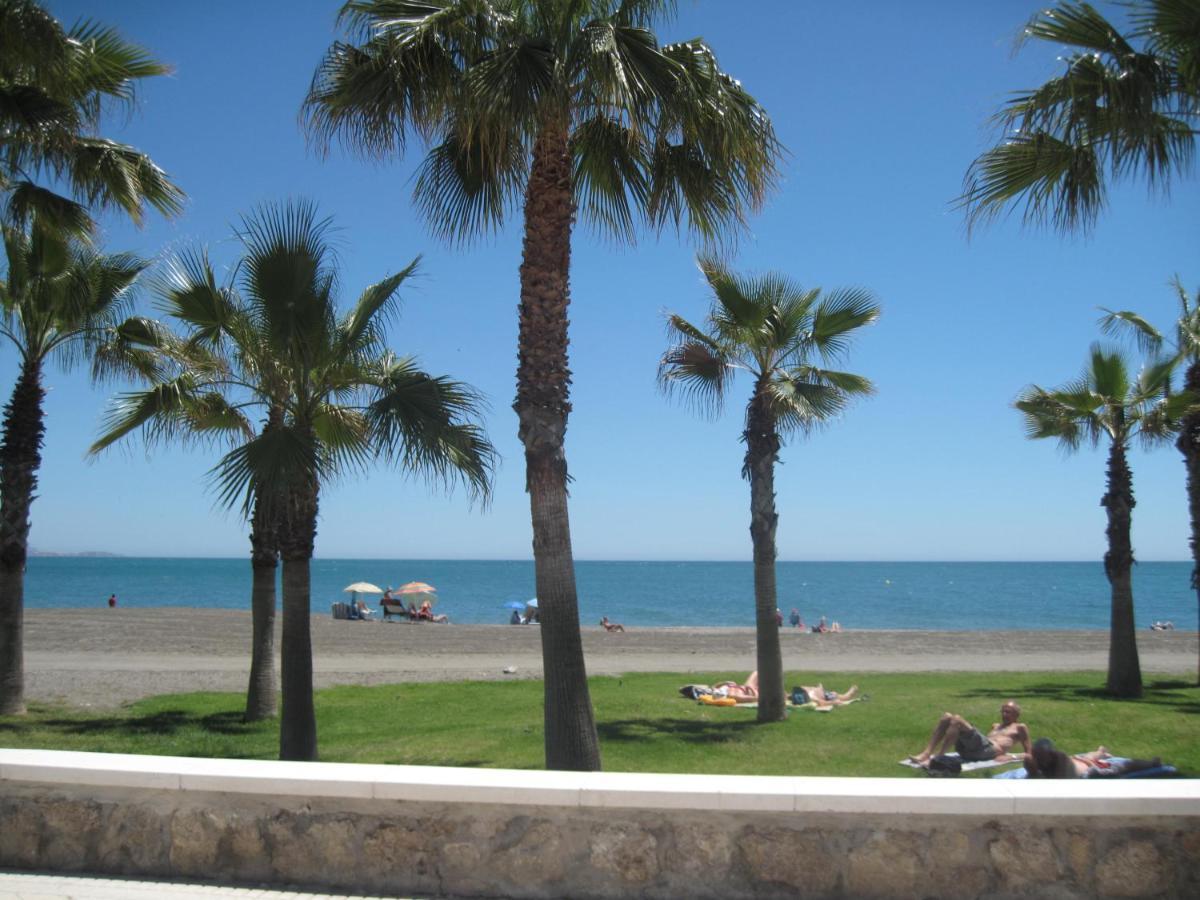 Ea! Las Arenas Family - Alojamientos La Torre Torre Del Mar Eksteriør bilde